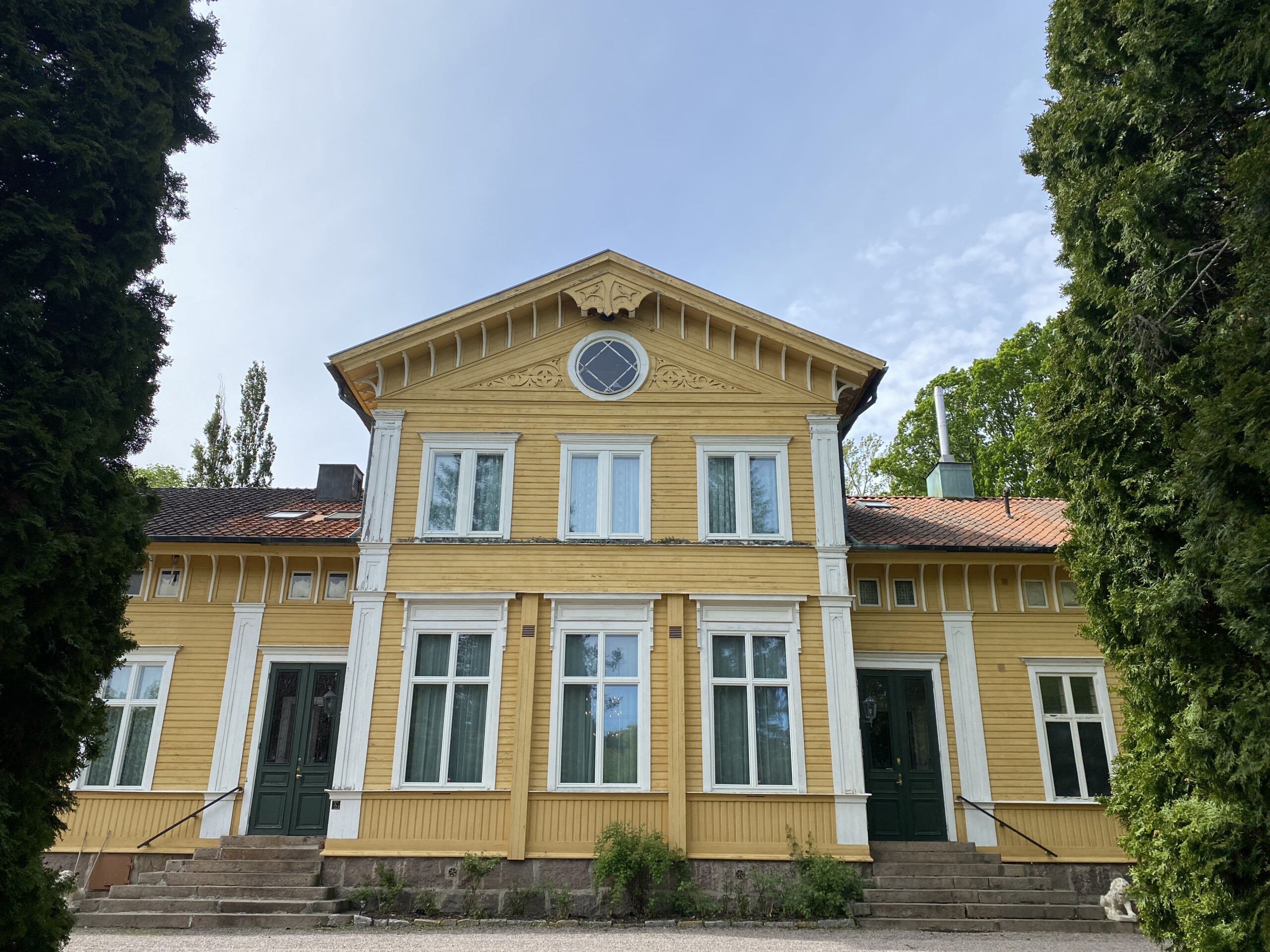1. TIngsholm fasaden